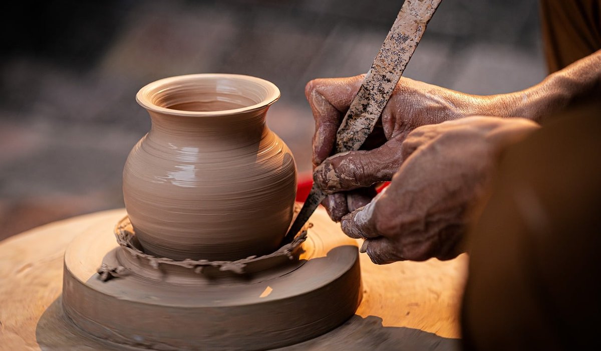 Centring Clay on the Wheel for Beginners